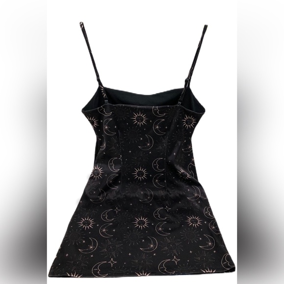 Urban Outfitters Ladies Black Celestial Sun Moon Stars Pullover Mini Dress S-p - Picture 4 of 16